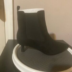 Elegant Black Ankle Boots